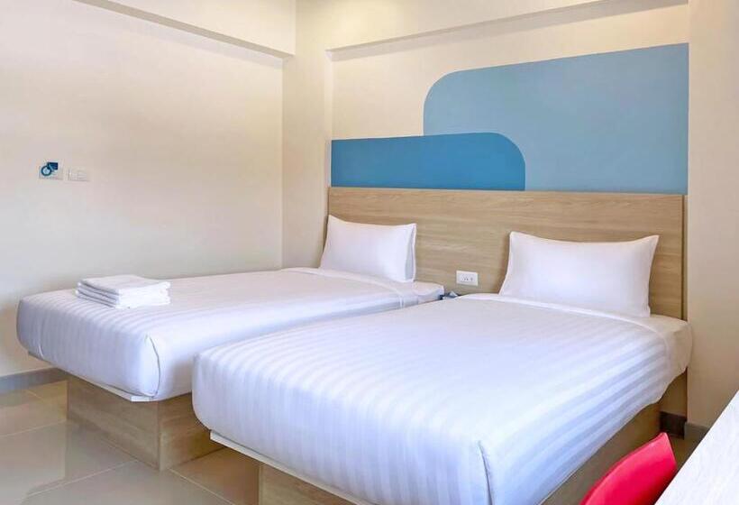 标准间带阳台, Hop Inn Suphanburi