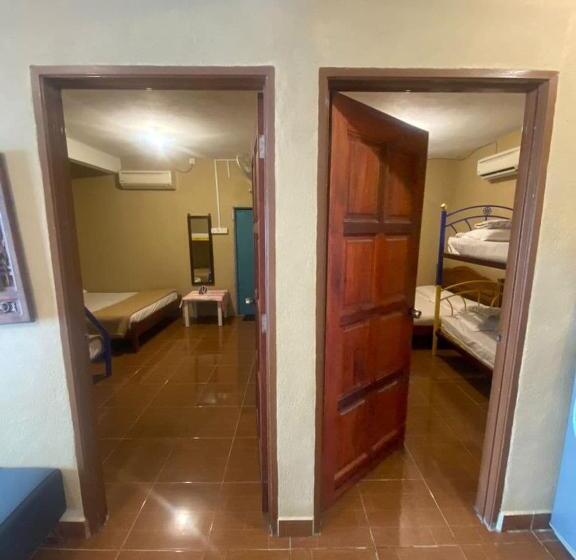 침실 2개 스위트, Oyo 90910 Homestay D Lalang Inn