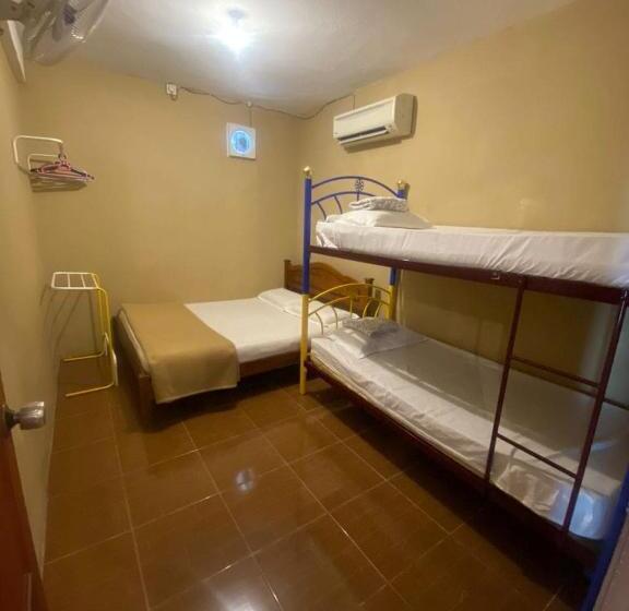 جناح غرفتين نوم, Oyo 90910 Homestay D Lalang Inn