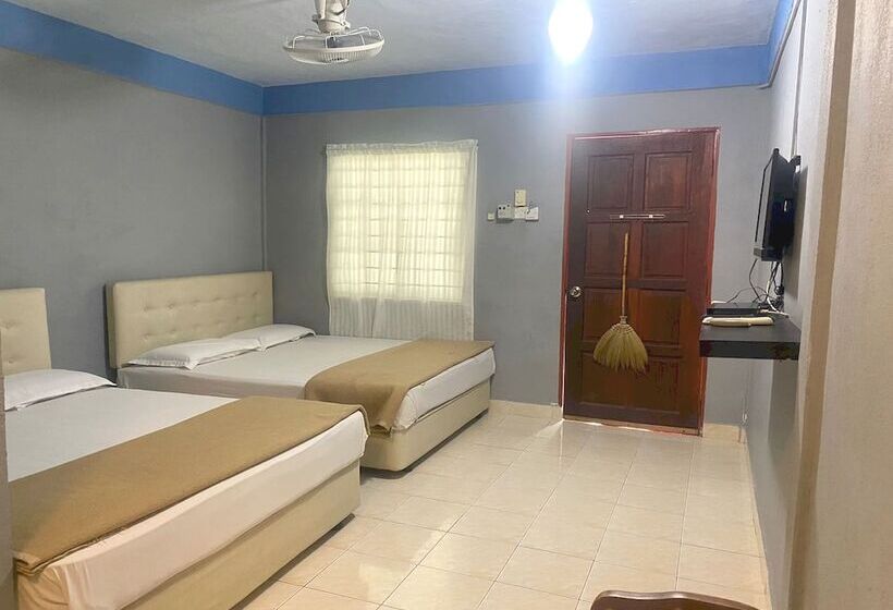 جناح جونيور, Oyo 90910 Homestay D Lalang Inn