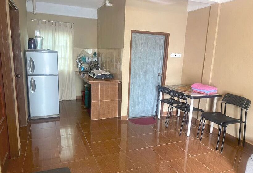 جناح غرفتين نوم, Oyo 90910 Homestay D Lalang Inn