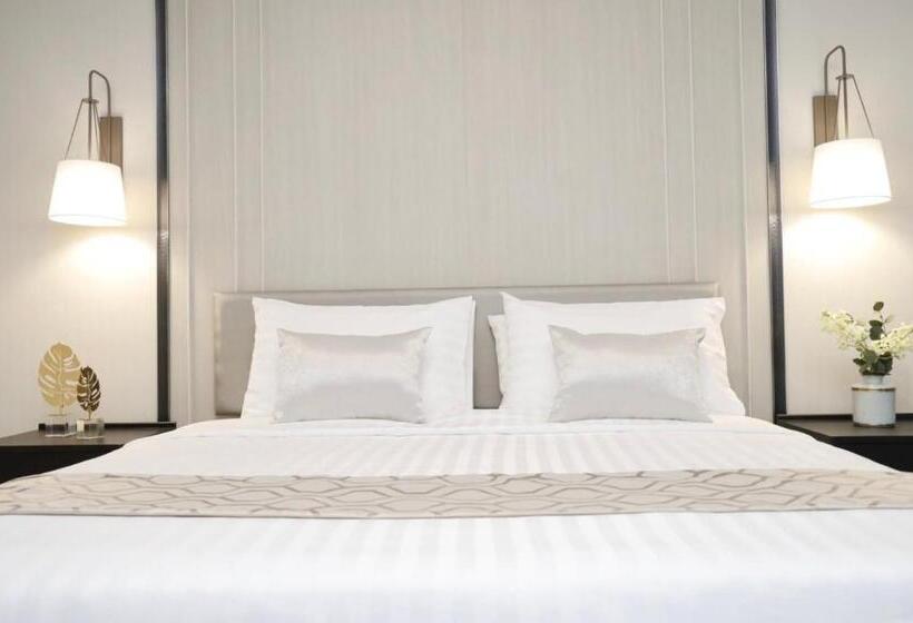 Номер Superior, The Navy House