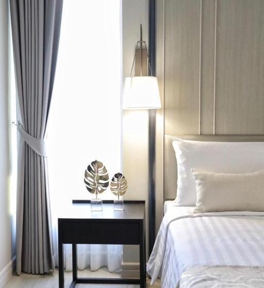 Номер Deluxe, The Navy House