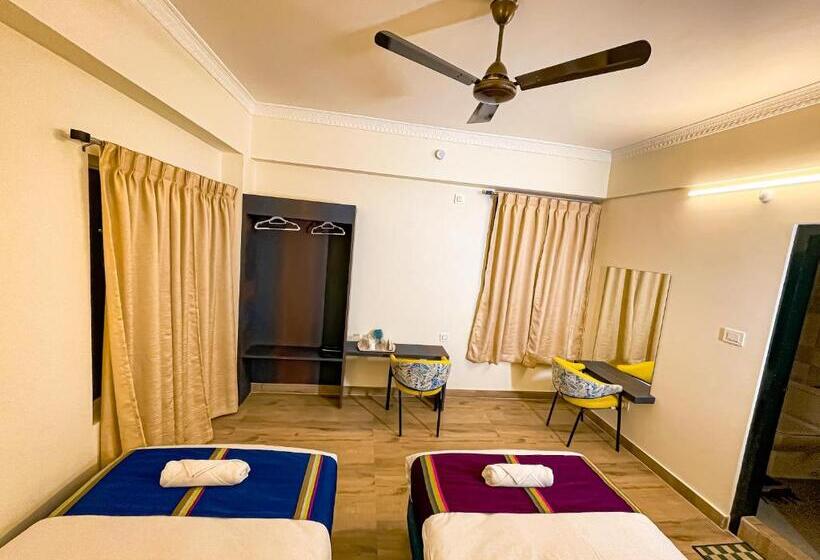 Standardrum med Balkong, Irroi Guwahati