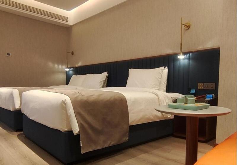 Семейный Номер Deluxe, Lanou Hotel Lianyungang Donghai High Speed Railway Station Crystal City