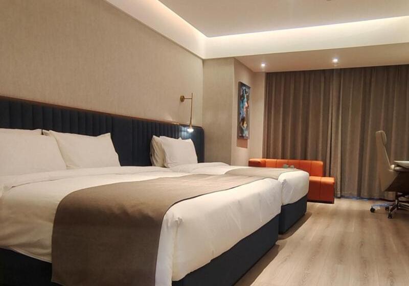 디럭스 패밀리 룸, Lanou Hotel Lianyungang Donghai High Speed Railway Station Crystal City