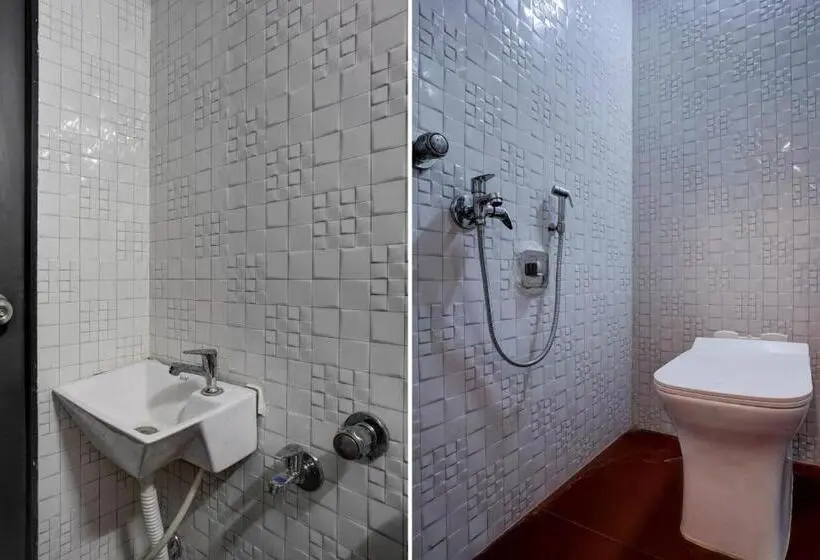 トリプルクラシックルーム, Oyo Hotel Vrindavan Residency