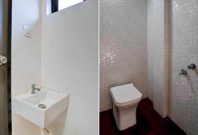Трехместный Номер Классика, Oyo Hotel Vrindavan Residency