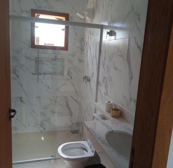 בקתת חדר, Pousada Quatro Estações