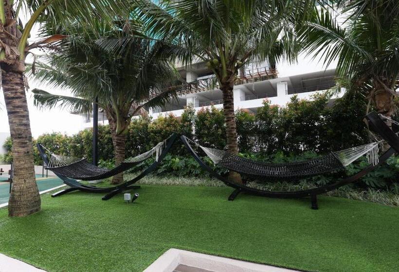 استودیوی استاندارد, Mykey Bali A 10 06 Melaka City