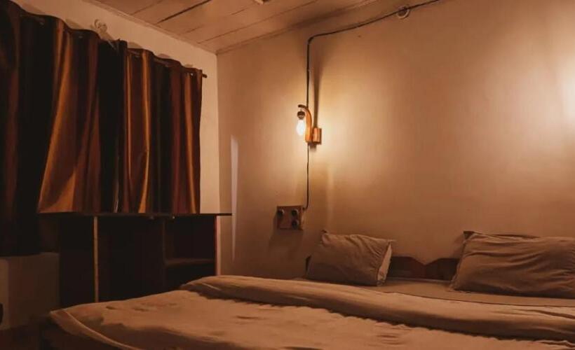 Номер Стандарт, Kanatal Kutir