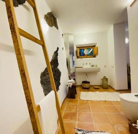 سوییت با چشمانداز باغ, La Rayuela Suites