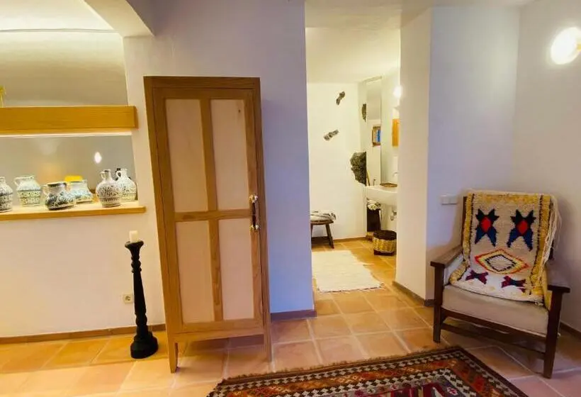 سوییت با چشمانداز باغ, La Rayuela Suites