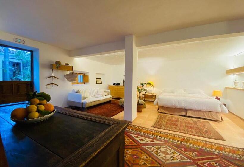 סוויטה נוף לגינה, La Rayuela Suites