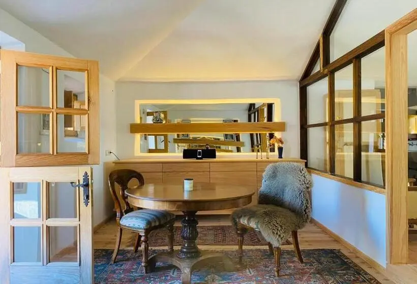 سوییت با چشمانداز دریا, La Rayuela Suites