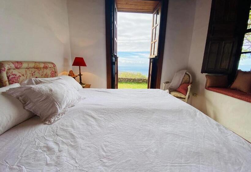 חדר משפחתי נוף לגינה, La Rayuela Suites