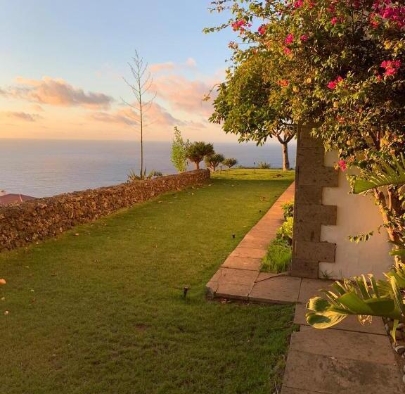 חדר משפחתי נוף לגינה, La Rayuela Suites