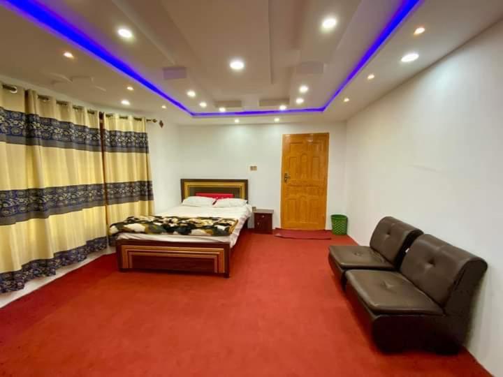 اتاق استاندارد با چشم‌انداز باغ, Royal Guest House