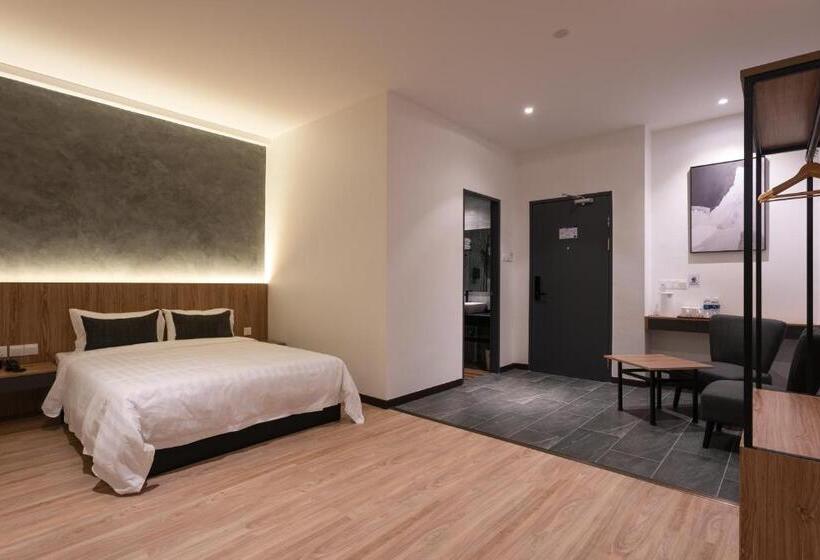 Quarto Familiar Superior, Blu Sentral