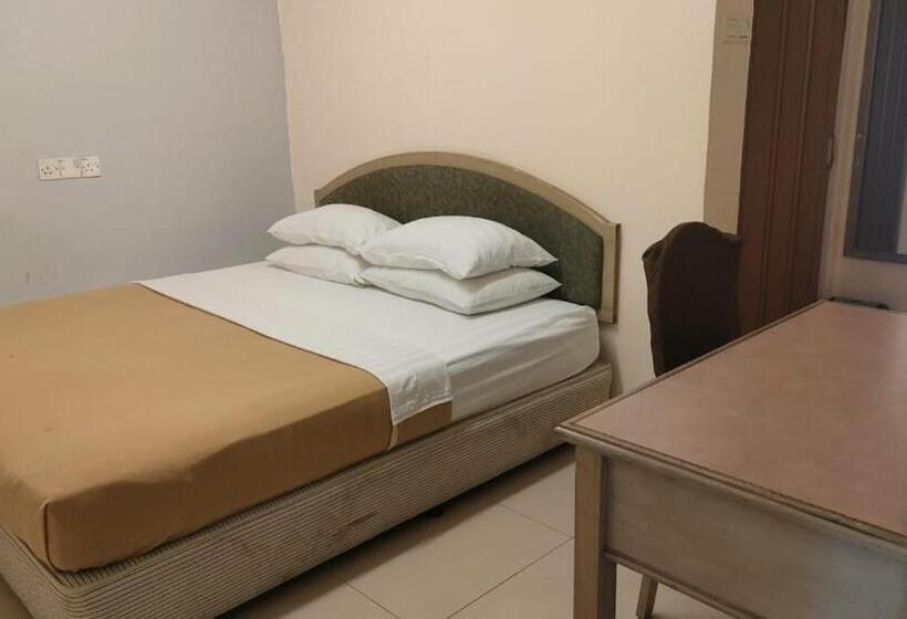 Номер Deluxe Кровать Кинг, F
