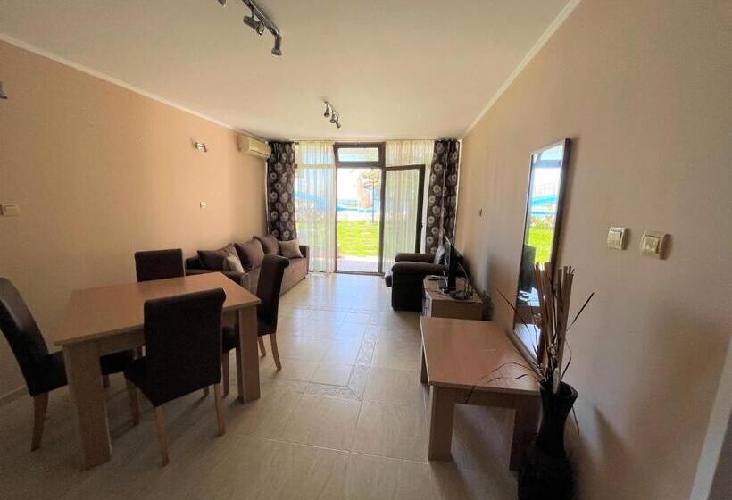 海の見える１ベッドルームアパートメント, Marina Apartments St. Vlas