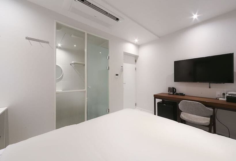 Номер Стандарт, Busan Daeyeondong Hotel Bosco