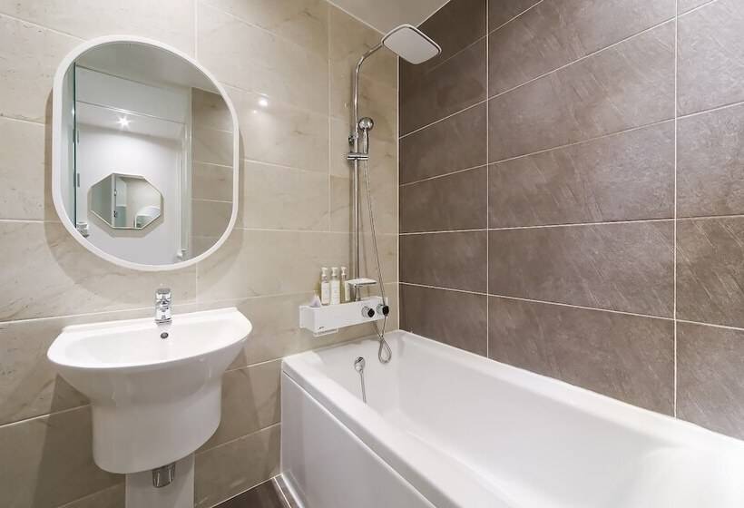 Номер Deluxe, Busan Daeyeondong Hotel Bosco