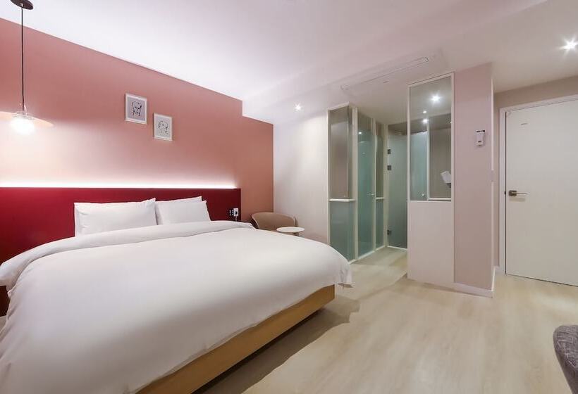 Номер Премиум, Busan Daeyeondong Hotel Bosco