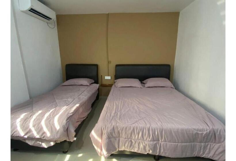 غرفة ديلوكس ثلاثية, Oyo 90857 Hotel Kong Jing