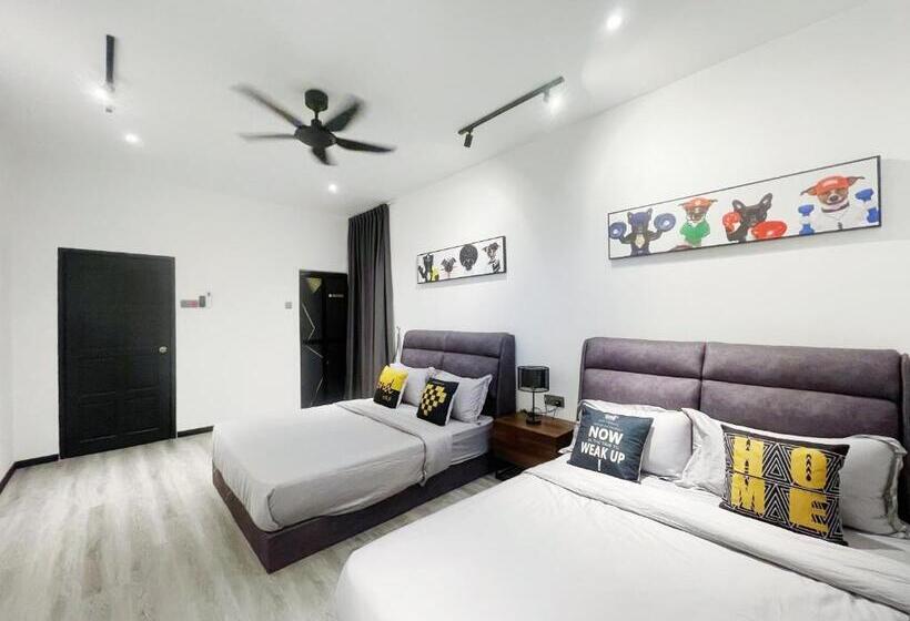 اتاق خانوادگی, Brick Garden