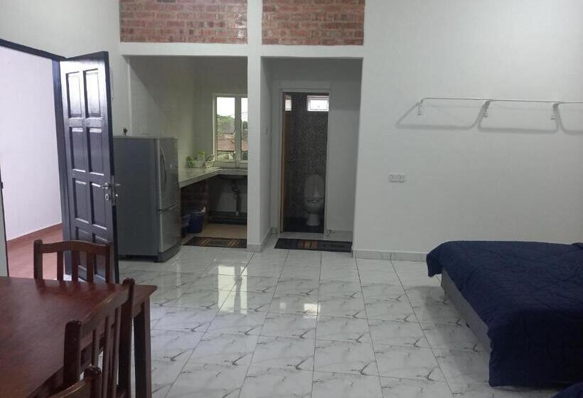 חדר משפחתי, Room_kerteh