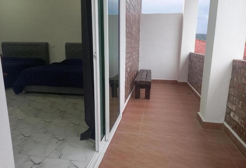 חדר משפחתי, Room_kerteh