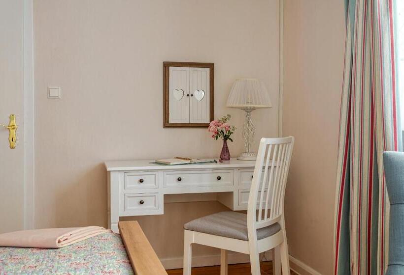 Номер Стандарт с Террасой, Pension Im Landhausstil Im Brombachtal, Odenwald