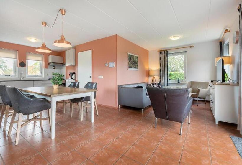 스탠다드 방갈로, Summio Villapark Akenveen