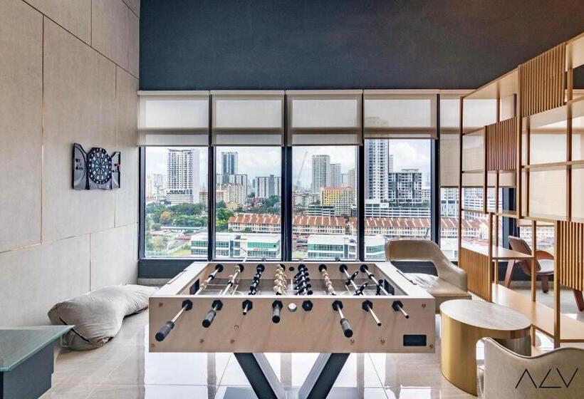 דירת חדר נוף לים, Urban Suites, Classic Collection By Stellar Alv