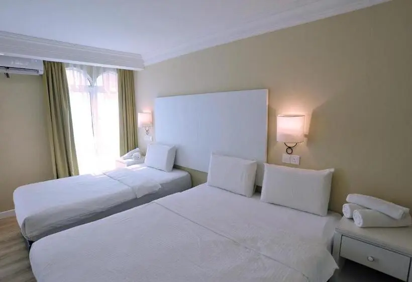 デラックスルーム, Melati Inn