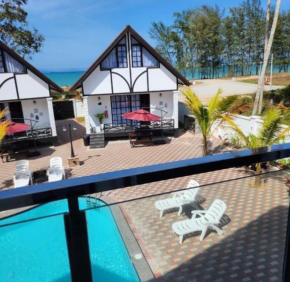 スタンダードトリプルルーム, Beruntung Ke Bari Resort @ Pantai Penarik