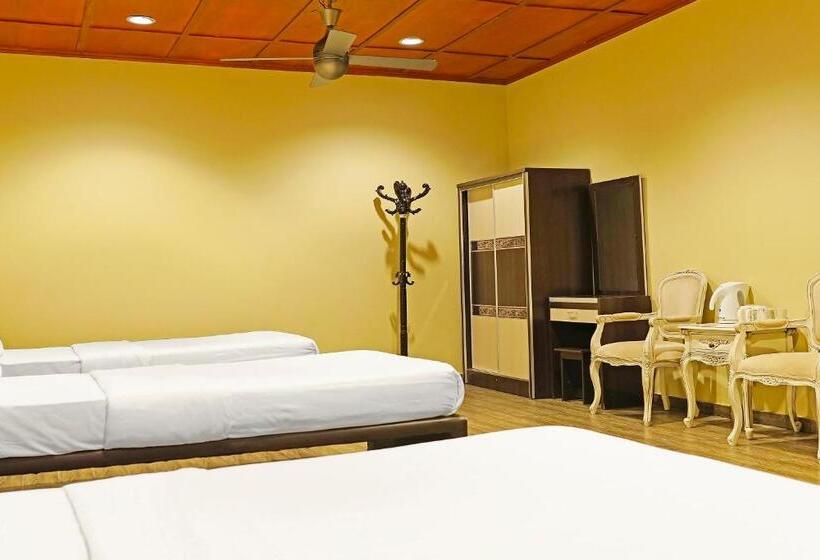 Президентский Люкс, Capital O 90557 Dedsaan Beach Village