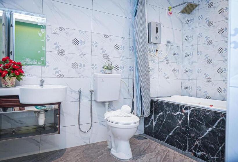 غرفة ديلوكس عائلية, Ghazrins Desaru