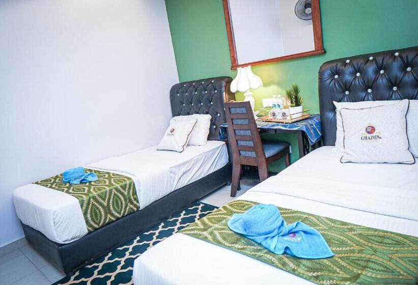 غرفة قياسية, Ghazrins Desaru