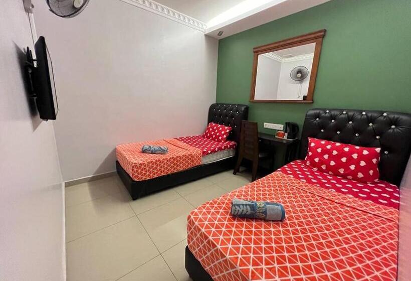 חדר אקונומי, Ghazrins Desaru