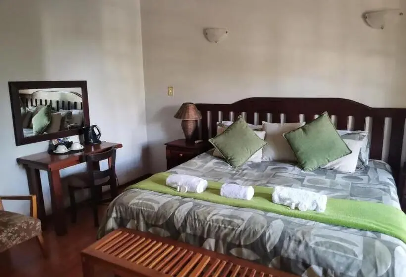 キングサイズベッドのスタンダードルーム, Sanloo Manor Guesthouse