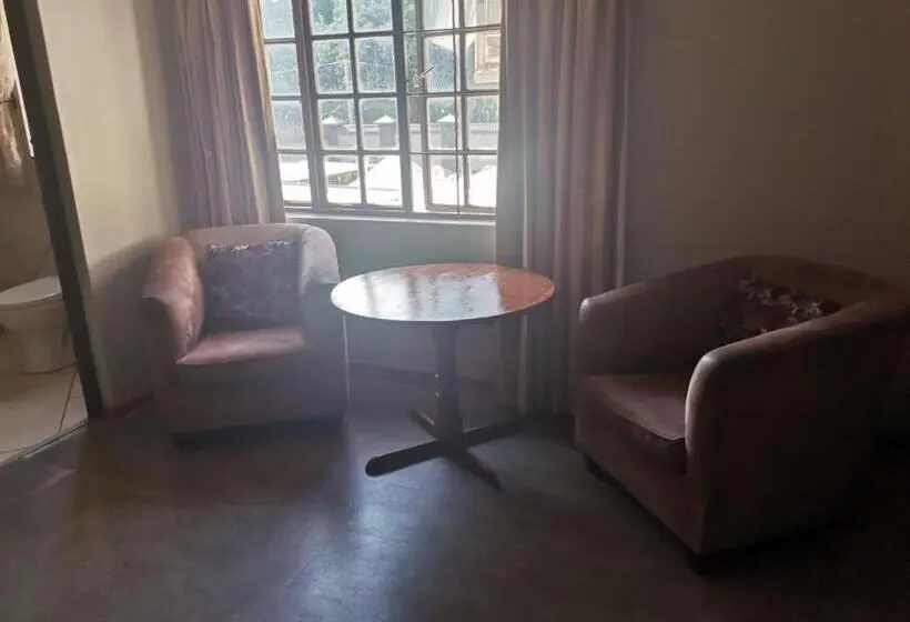 ファミリールーム, Sanloo Manor Guesthouse