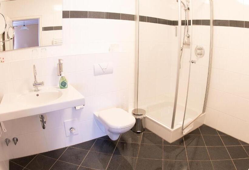 Номер Deluxe, Kaisergarten Hotel I Restaurant