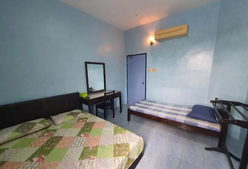トリプルクラシックルーム, Deummah Guest Room