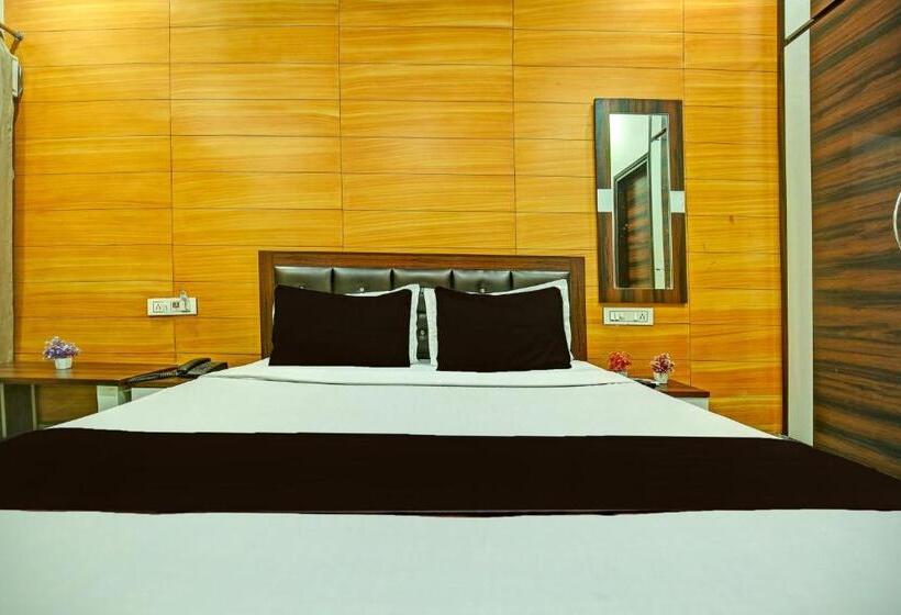 三人经典房间, Oyo Hotel Royal Galaxy