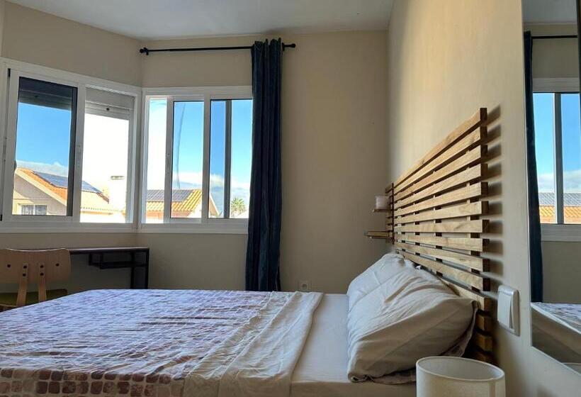 חדר סטנדרט חדר אמבטיה משותף, Kauri Nomad Surf & Kite House