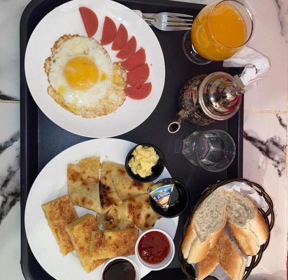 اتاق استاندارد سه نفره, Riad Bel Kaid Fes