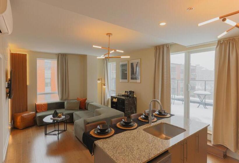 آپارتمان 2 خوابه, Rozenhaus Montreal