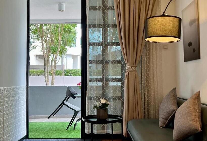 חדר משפחתי דלוקס, G Beach Front Villa